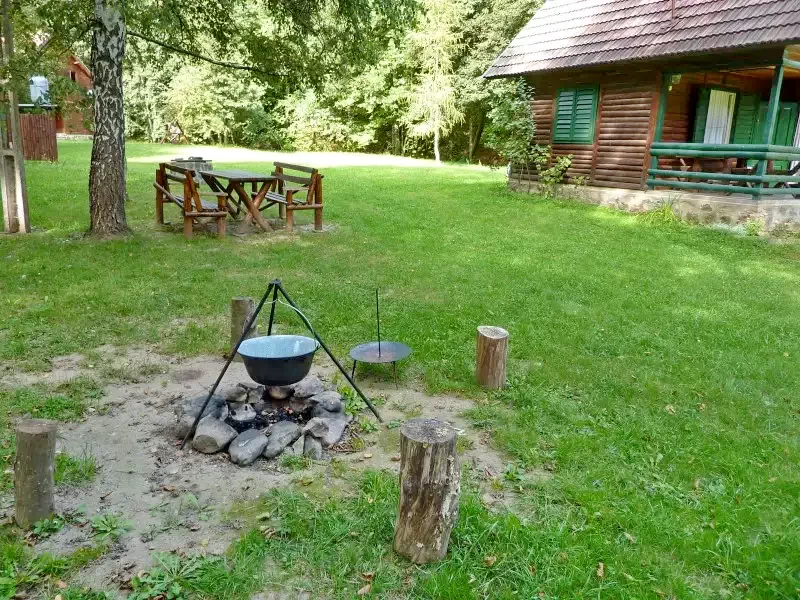 Pârâu Satu Mare Cazare | Sat de vacanță (K0732-21) Imaginea poate fi supusă drepturilor de autor. Se recomandă contactarea titularului drepturilor.