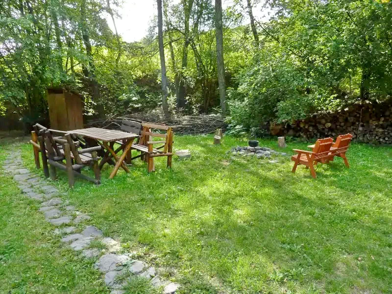 Pârâu Satu Mare Cazare | Sat de vacanță (K0734-10) Imaginea poate fi supusă drepturilor de autor. Se recomandă contactarea titularului drepturilor.