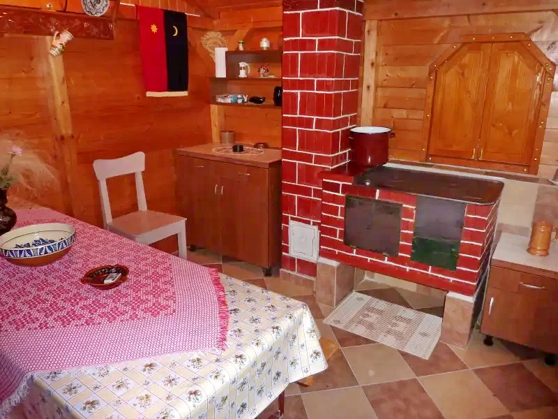 Pârâu Satu Mare Cazare | Sat de vacanță (K0739-2) Imaginea poate fi supusă drepturilor de autor. Se recomandă contactarea titularului drepturilor.