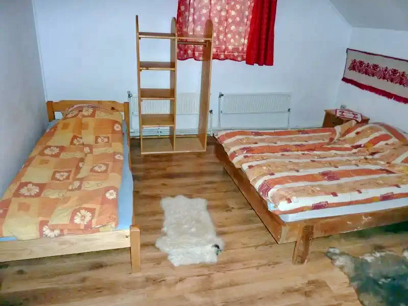 Pârâu Satu Mare Cazare | Sat de vacanță (K0745-23) Imaginea poate fi supusă drepturilor de autor. Se recomandă contactarea titularului drepturilor.