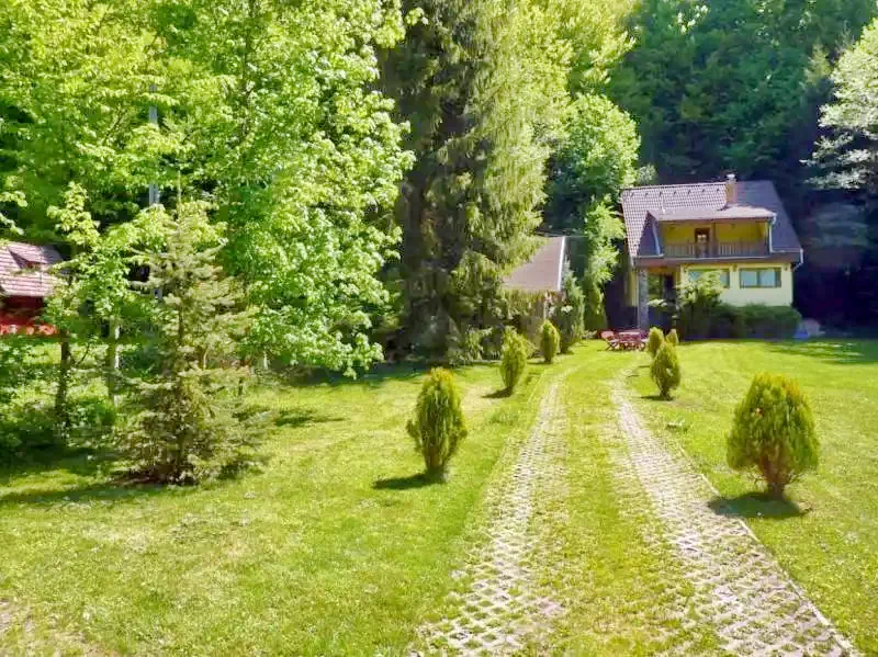 Máréfalvi Patak Szállás | Üdülőfalu (K1151-11) A kép szerzői jogvédelem alatt állhat. Javasolt a kapcsolatfelvétel a jog tulajdonossal.