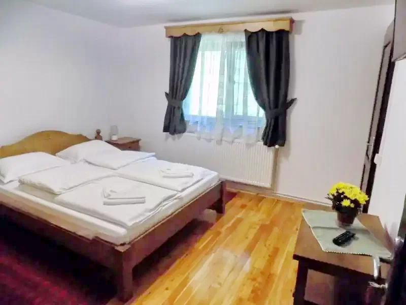 Albac Cazare | Motel (K1396-7) Imaginea poate fi supusă drepturilor de autor. Se recomandă contactarea titularului drepturilor.