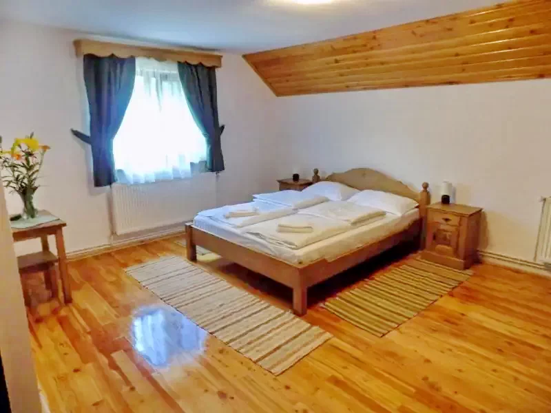 Albac Cazare | Motel (K1396-13) Imaginea poate fi supusă drepturilor de autor. Se recomandă contactarea titularului drepturilor.