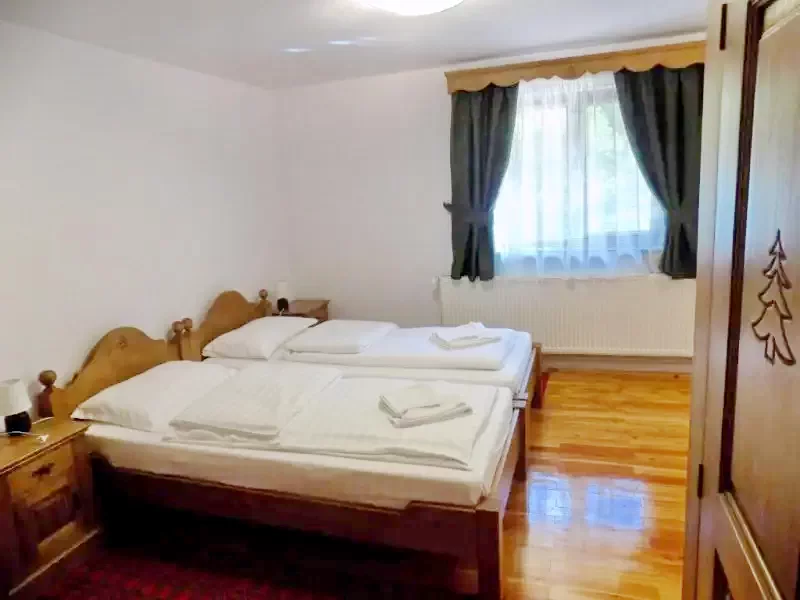 Fehérvölgy Szállás | Motel (K1396-14) A kép szerzői jogvédelem alatt állhat. Javasolt a kapcsolatfelvétel a jog tulajdonossal.