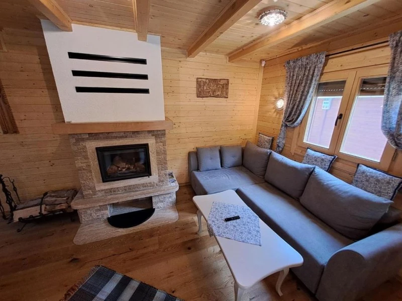 Barajul Zetea Cazare | Sat de vacanță (K1568-6) Imaginea poate fi supusă drepturilor de autor. Se recomandă contactarea titularului drepturilor.