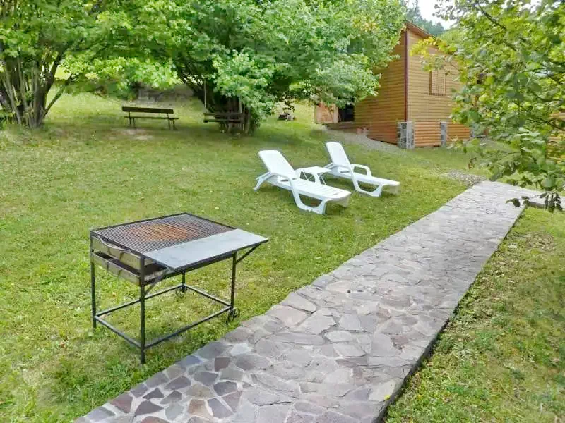 Barajul Zetea Cazare | Sat de vacanță (K0470-16) Imaginea poate fi supusă drepturilor de autor. Se recomandă contactarea titularului drepturilor.