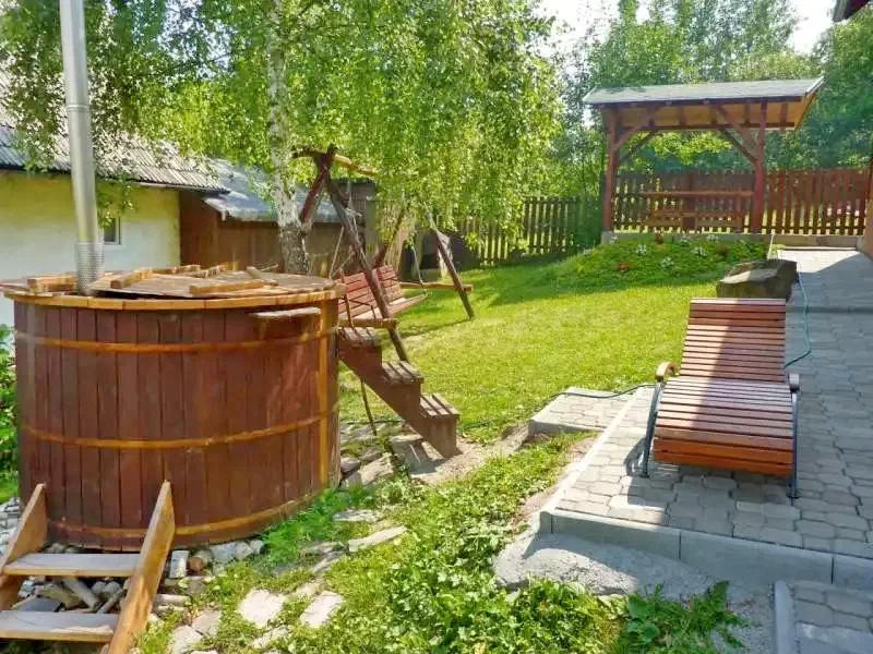 Barajul Zetea Cazare | Sat de vacanță (K0472-2) Imaginea poate fi supusă drepturilor de autor. Se recomandă contactarea titularului drepturilor.