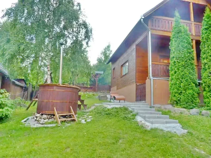 Barajul Zetea Cazare | Sat de vacanță (K0472-17) Imaginea poate fi supusă drepturilor de autor. Se recomandă contactarea titularului drepturilor.