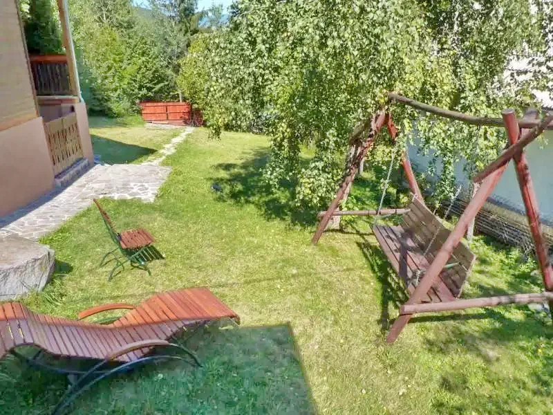 Barajul Zetea Cazare | Cabană (K0472-29) Imaginea poate fi supusă drepturilor de autor. Se recomandă contactarea titularului drepturilor.