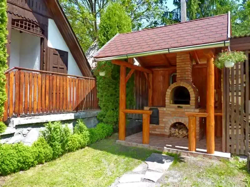 Barajul Zetea Cazare | Sat de vacanță (K0484-6) Imaginea poate fi supusă drepturilor de autor. Se recomandă contactarea titularului drepturilor.