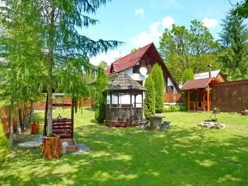 Barajul Zetea Cazare | Sat de vacanță (K0484-31) Imaginea poate fi supusă drepturilor de autor. Se recomandă contactarea titularului drepturilor.