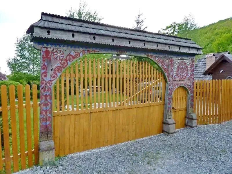 Barajul Zetea Cazare | Sat de vacanță (K0485-4) Imaginea poate fi supusă drepturilor de autor. Se recomandă contactarea titularului drepturilor.