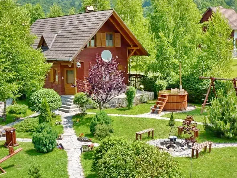 Barajul Zetea Cazare | Sat de vacanță (K0485-7) Imaginea poate fi supusă drepturilor de autor. Se recomandă contactarea titularului drepturilor.