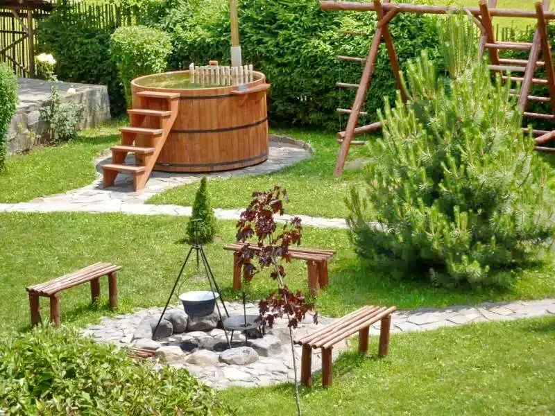 Barajul Zetea Cazare | Cabană (K0485-9) Imaginea poate fi supusă drepturilor de autor. Se recomandă contactarea titularului drepturilor.