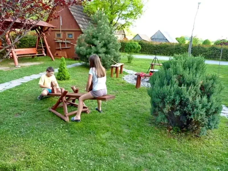 Barajul Zetea Cazare | Sat de vacanță (K0485-31) Imaginea poate fi supusă drepturilor de autor. Se recomandă contactarea titularului drepturilor.