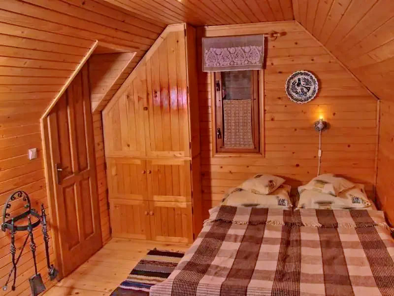 Barajul Zetea Cazare | Sat de vacanță (K0486-60) Imaginea poate fi supusă drepturilor de autor. Se recomandă contactarea titularului drepturilor.