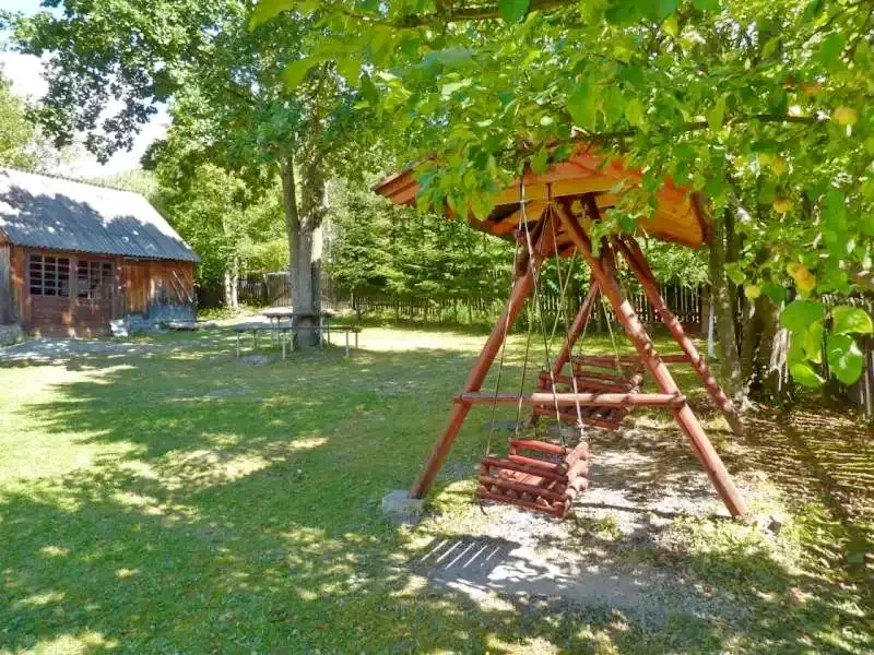 Barajul Zetea Cazare | Hotel**** (K0488-13) Imaginea poate fi supusă drepturilor de autor. Se recomandă contactarea titularului drepturilor.