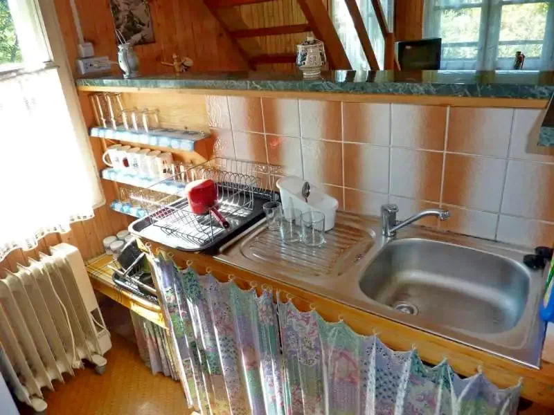 Barajul Zetea Cazare | Sat de vacanță (K0489-26) Imaginea poate fi supusă drepturilor de autor. Se recomandă contactarea titularului drepturilor.