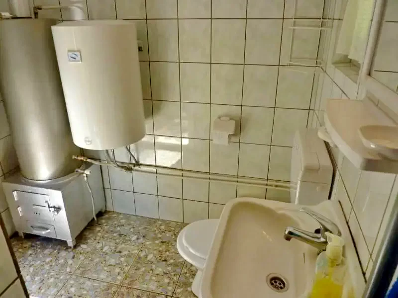 Barajul Zetea Cazare | Cabană (K0489-29) Imaginea poate fi supusă drepturilor de autor. Se recomandă contactarea titularului drepturilor. Barajul Zetea Cazare | Cabană (K0489-29) Imaginea poate fi supusă drepturilor de autor. Se recomandă contactarea titularului drepturilor.