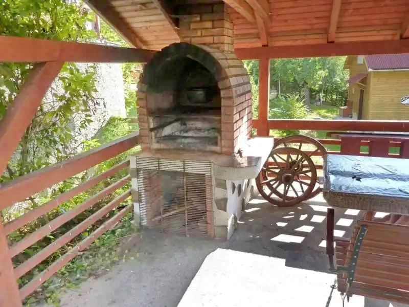 Barajul Zetea Cazare | Sat de vacanță (K0490-21) Imaginea poate fi supusă drepturilor de autor. Se recomandă contactarea titularului drepturilor.