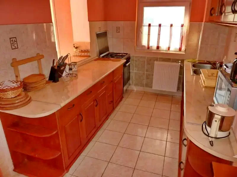 Barajul Zetea Cazare | Sat de vacanță (K0490-28) Imaginea poate fi supusă drepturilor de autor. Se recomandă contactarea titularului drepturilor.