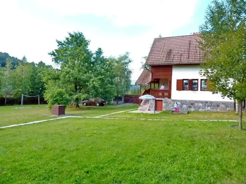 Zetelaki Víztározó Szállás | Üdülőfalu (K0495-10) A kép szerzői jogvédelem alatt állhat. Javasolt a kapcsolatfelvétel a jog tulajdonossal.