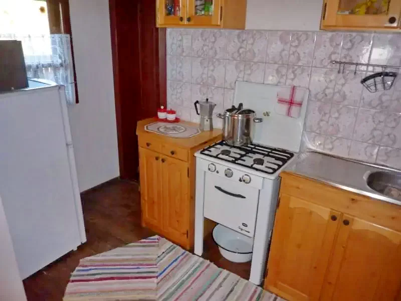 Barajul Zetea Cazare | Sat de vacanță (K0495-25) Imaginea poate fi supusă drepturilor de autor. Se recomandă contactarea titularului drepturilor.