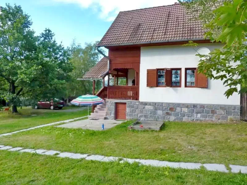 Zetelaki Víztározó Szállás | Kulcsosház / Turisztikai faház (K0495-38) A kép szerzői jogvédelem alatt állhat. Javasolt a kapcsolatfelvétel a jog tulajdonossal.