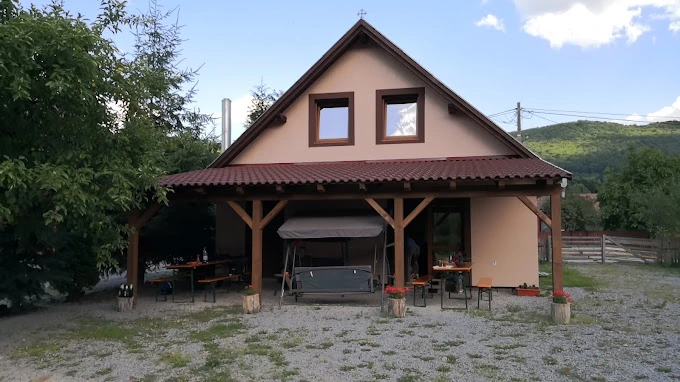 Zeteváralja Szállás | Motel (K0679-7) A kép szerzői jogvédelem alatt állhat. Javasolt a kapcsolatfelvétel a jog tulajdonossal.