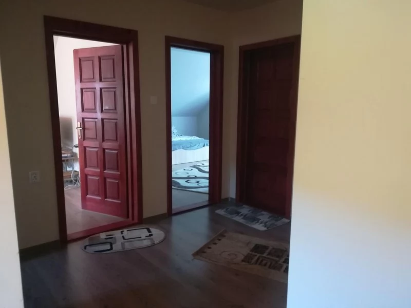 Sub Cetate Cazare | Pensiune (K0679-9) Imaginea poate fi supusă drepturilor de autor. Se recomandă contactarea titularului drepturilor.