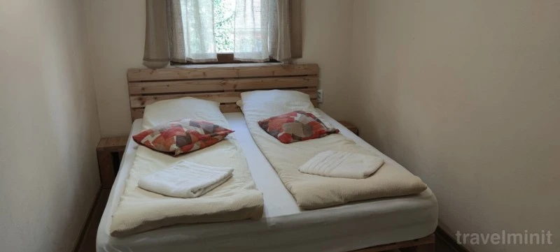 Sub Cetate Cazare | Motel (K0679-15) Imaginea poate fi supusă drepturilor de autor. Se recomandă contactarea titularului drepturilor.