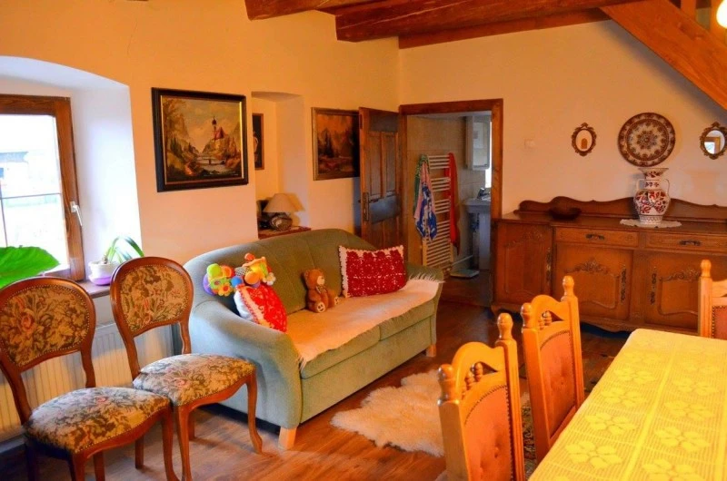 Bicfalău Cazare | Motel (K1530-15) Imaginea poate fi supusă drepturilor de autor. Se recomandă contactarea titularului drepturilor.