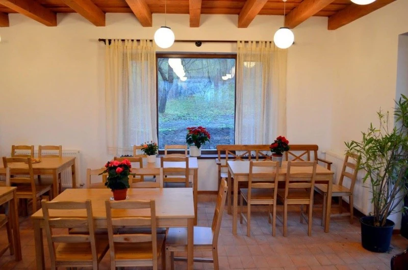 Bikfalva Szállás | Motel (K1530-16) A kép szerzői jogvédelem alatt állhat. Javasolt a kapcsolatfelvétel a jog tulajdonossal.