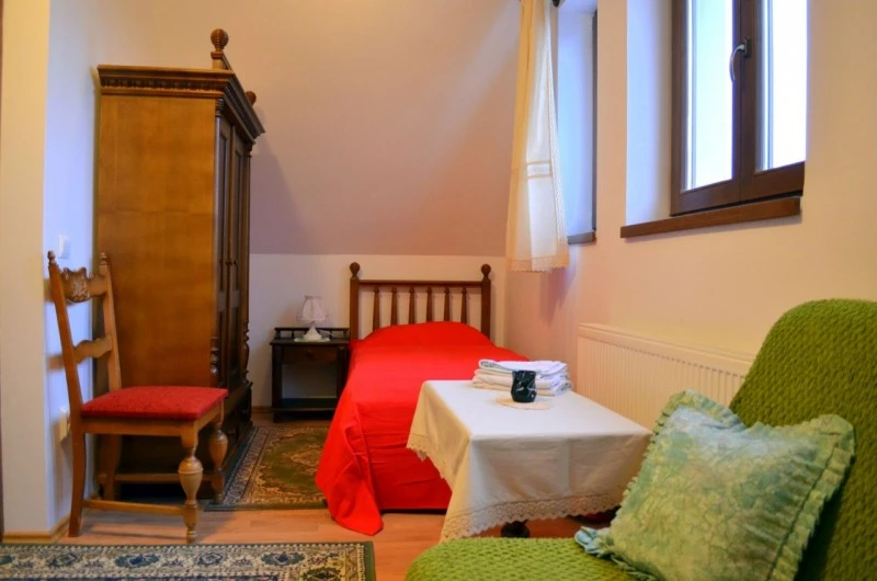 Bikfalva Szállás | Motel (K1530-28) A kép szerzői jogvédelem alatt állhat. Javasolt a kapcsolatfelvétel a jog tulajdonossal.