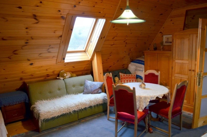 Bicfalău Cazare | Motel (K1530-30) Imaginea poate fi supusă drepturilor de autor. Se recomandă contactarea titularului drepturilor.