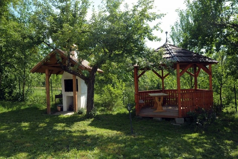 Bicfalău Cazare | Pensiune (K1530-36) Imaginea poate fi supusă drepturilor de autor. Se recomandă contactarea titularului drepturilor. Bicfalău Cazare | Pensiune (K1530-36) Imaginea poate fi supusă drepturilor de autor. Se recomandă contactarea titularului drepturilor.