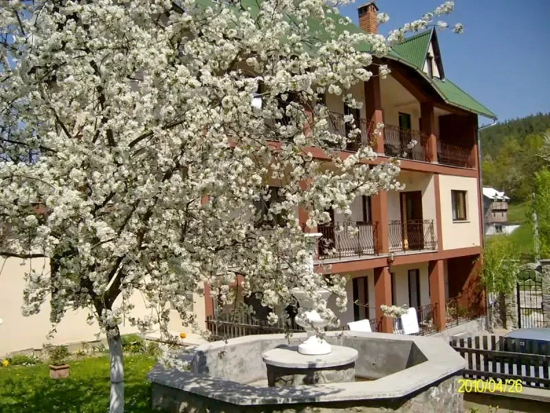 Bikfalva Szállás | Motel (K0647-7) A kép szerzői jogvédelem alatt állhat. Javasolt a kapcsolatfelvétel a jog tulajdonossal.