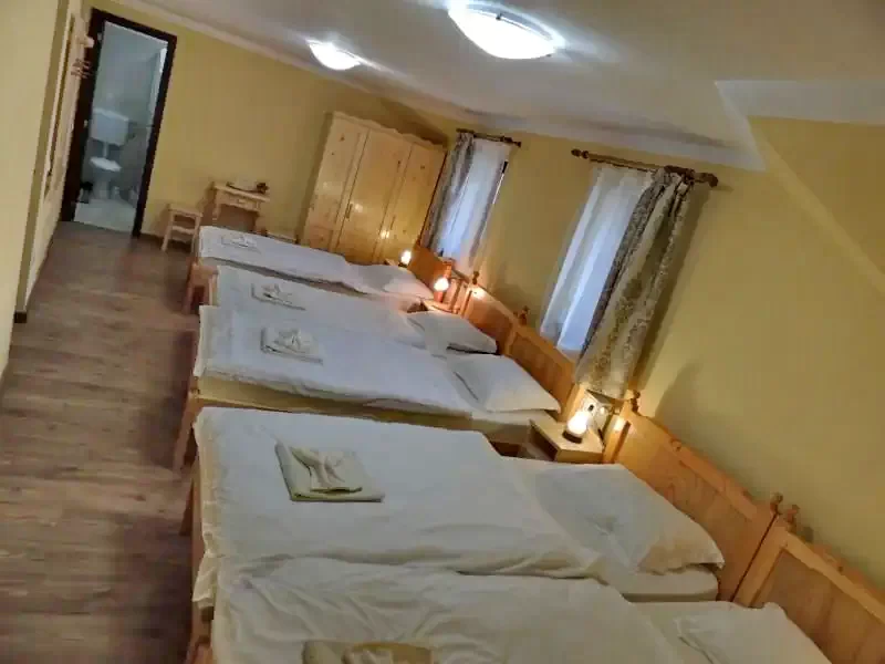 Bikfalva Szállás | Motel (K0647-31) A kép szerzői jogvédelem alatt állhat. Javasolt a kapcsolatfelvétel a jog tulajdonossal.