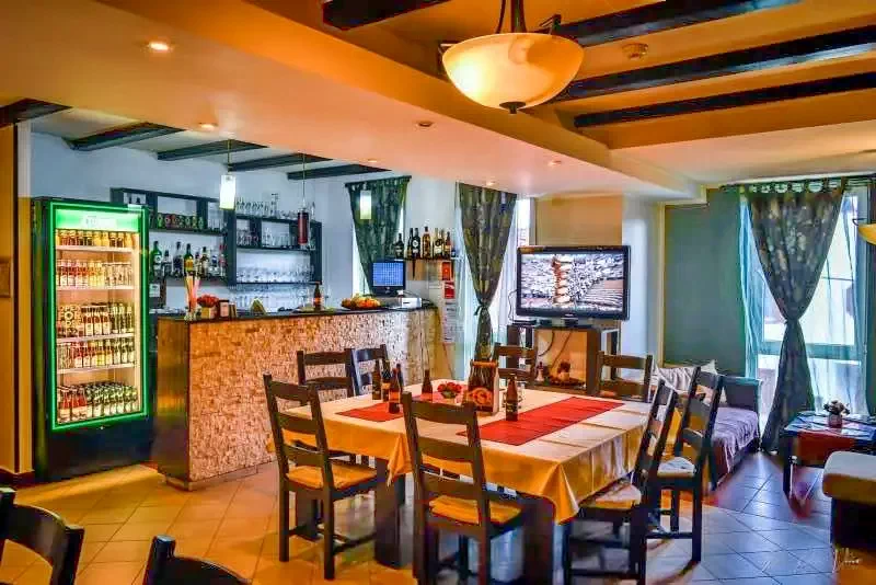 Văliug Cazare | Motel (K0905-4) Imaginea poate fi supusă drepturilor de autor. Se recomandă contactarea titularului drepturilor.