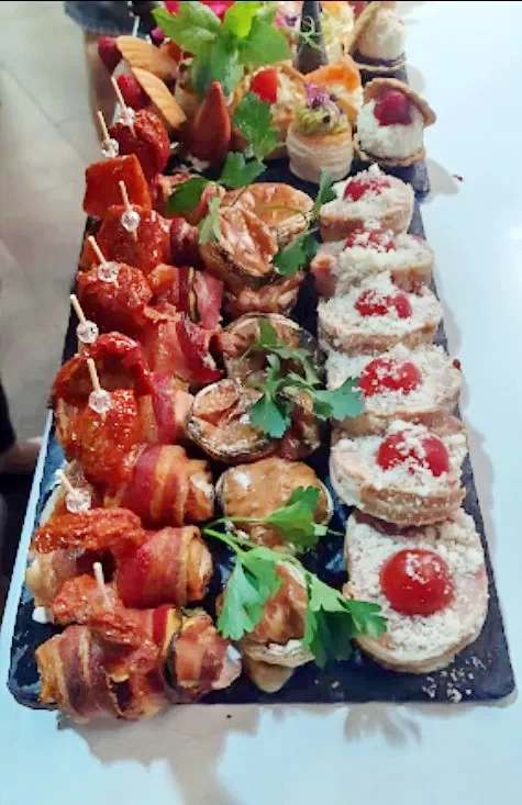 Văliug Cazare | Motel (K0905-12) Imaginea poate fi supusă drepturilor de autor. Se recomandă contactarea titularului drepturilor.