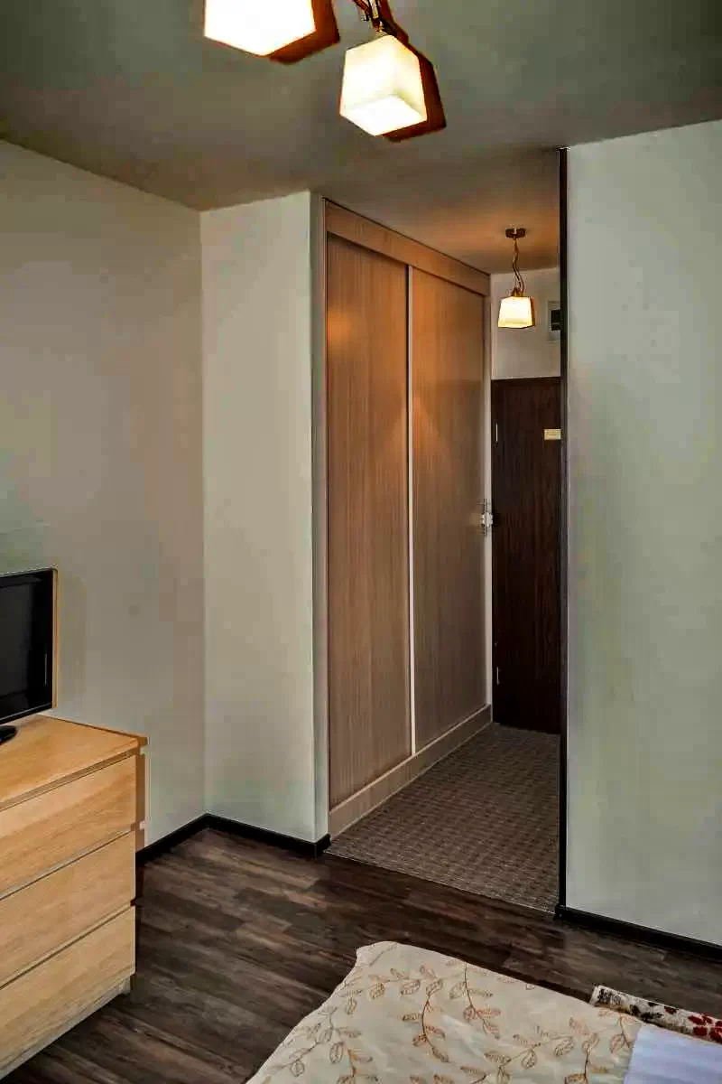 Văliug Cazare | Motel (K0905-20) Imaginea poate fi supusă drepturilor de autor. Se recomandă contactarea titularului drepturilor.