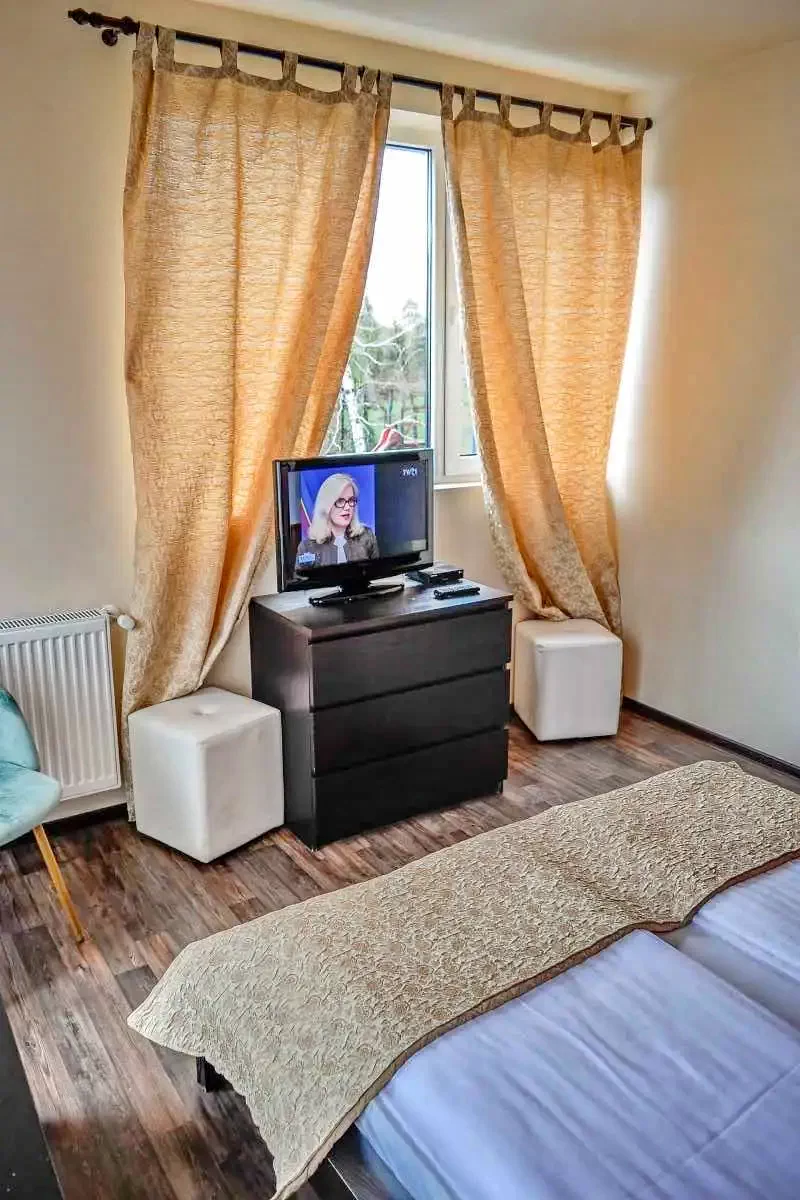 Văliug Cazare | Motel (K0905-23) Imaginea poate fi supusă drepturilor de autor. Se recomandă contactarea titularului drepturilor.