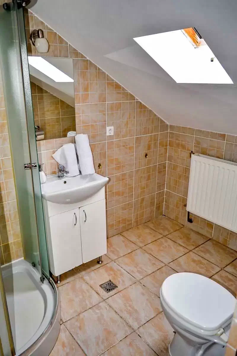 Ferencfalva Szállás | Motel (K0905-33) A kép szerzői jogvédelem alatt állhat. Javasolt a kapcsolatfelvétel a jog tulajdonossal.