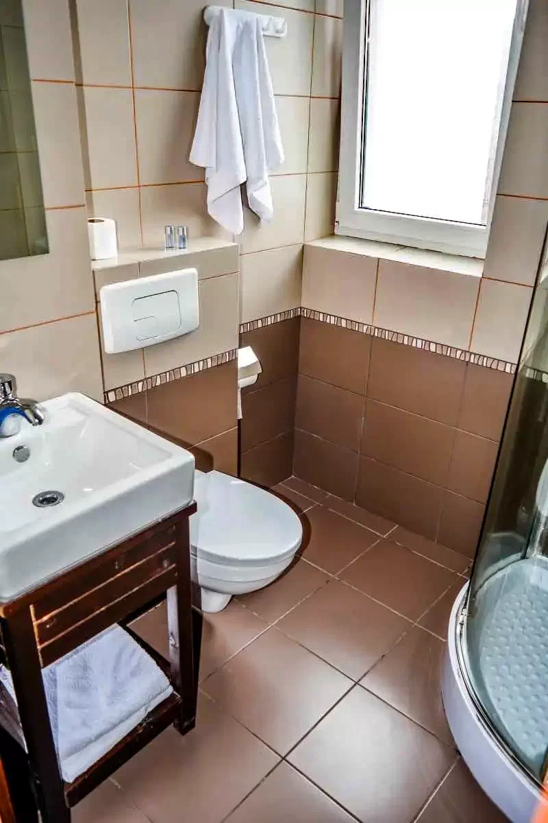 Văliug Cazare | Motel (K0905-39) Imaginea poate fi supusă drepturilor de autor. Se recomandă contactarea titularului drepturilor.