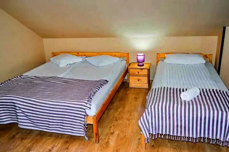 Văliug Cazare | Motel (K0905-42) Imaginea poate fi supusă drepturilor de autor. Se recomandă contactarea titularului drepturilor.