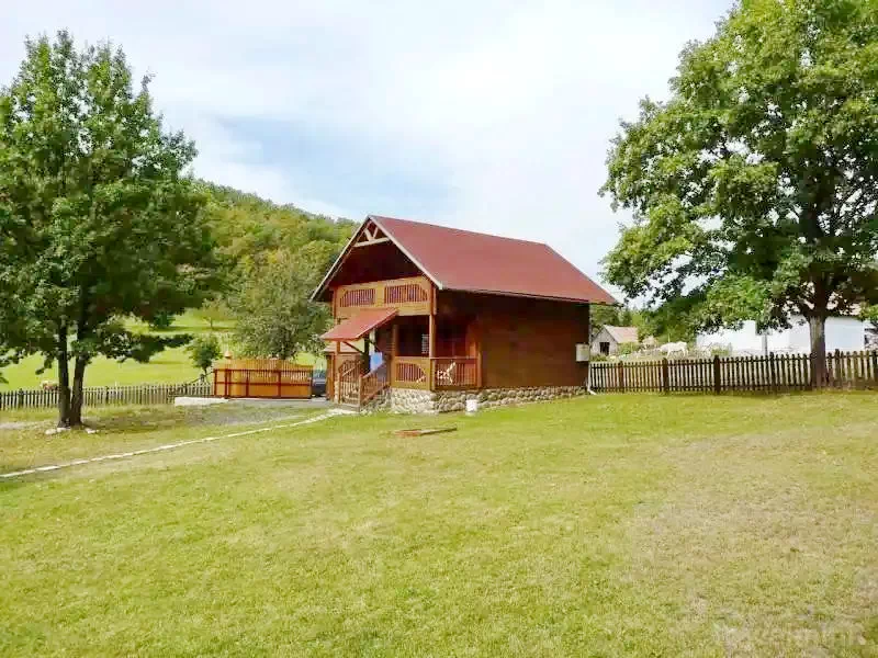 Barajul Zetea Cazare | Sat de vacanță (K1185-8) Imaginea poate fi supusă drepturilor de autor. Se recomandă contactarea titularului drepturilor.