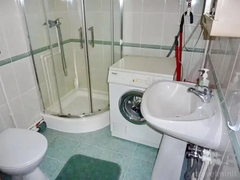 Barajul Zetea Cazare | Cabană (K1185-13) Imaginea poate fi supusă drepturilor de autor. Se recomandă contactarea titularului drepturilor.