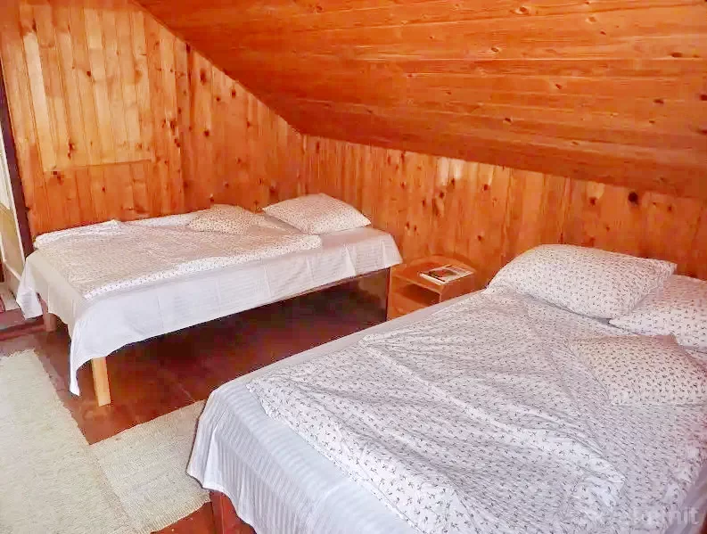 Barajul Zetea Cazare | Sat de vacanță (K1386-5) Imaginea poate fi supusă drepturilor de autor. Se recomandă contactarea titularului drepturilor.