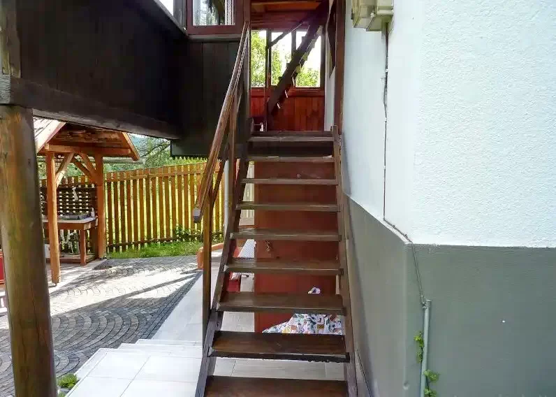 Barajul Zetea Cazare | Sat de vacanță (K1386-23) Imaginea poate fi supusă drepturilor de autor. Se recomandă contactarea titularului drepturilor.