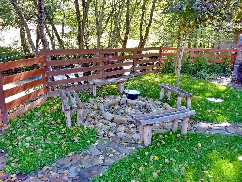 Barajul Zetea Cazare | Sat de vacanță (K1430-20) Imaginea poate fi supusă drepturilor de autor. Se recomandă contactarea titularului drepturilor.